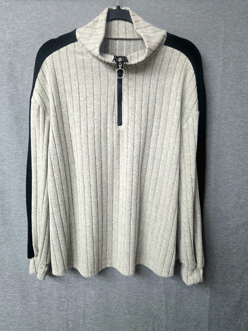 Quarter Zip Ribbed Knit Pullover Sweater Gray Mock Neck Black Stripe O-Ring